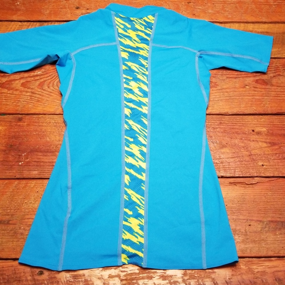 Asics 1/2 zip Running Shirt - Picture 4 of 4